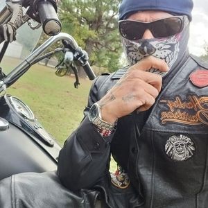 Meet your Posher, Lawrence